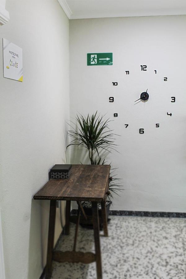 VÍA SEVILLA - CÁDIZ Alojamiento&Restaurante El Cuervo  Esterno foto