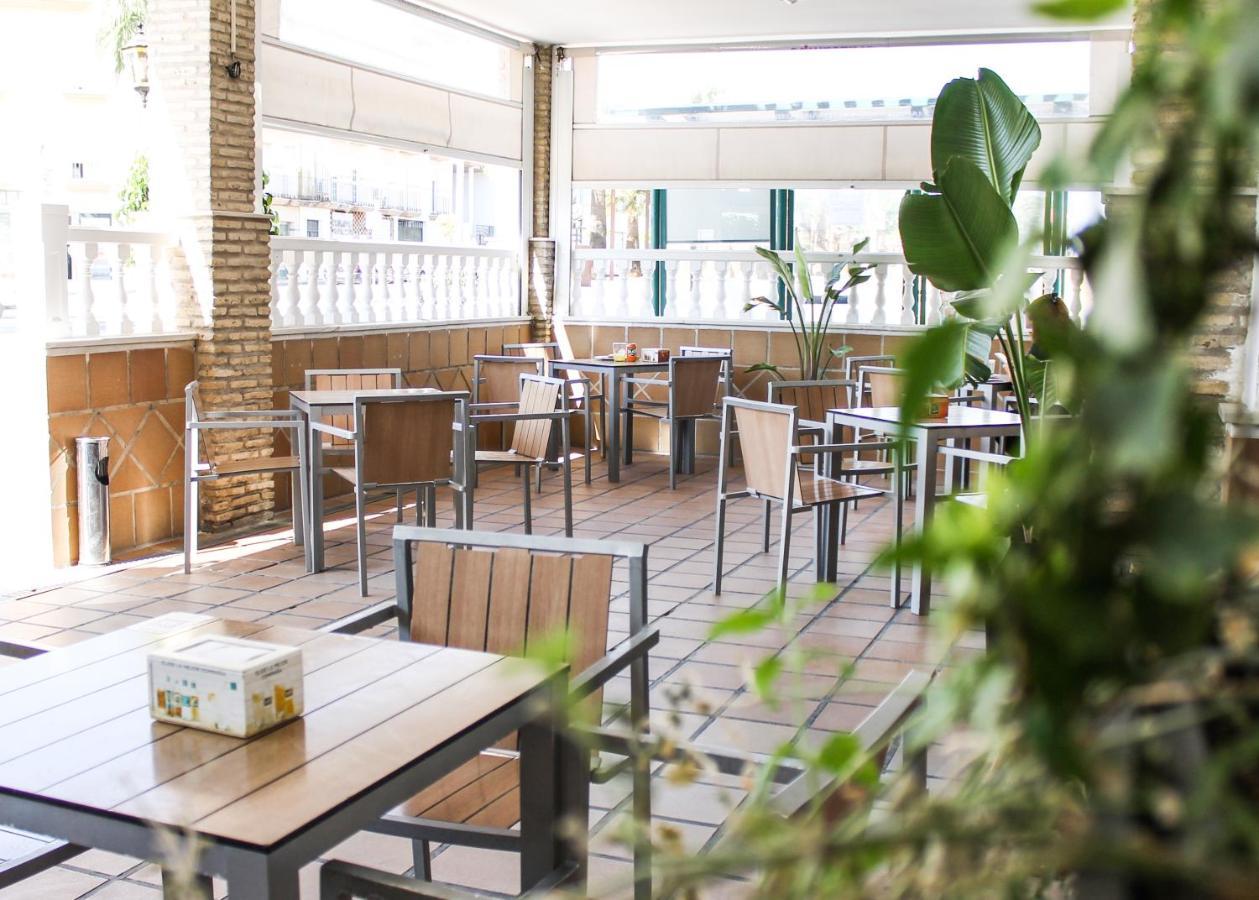 VÍA SEVILLA - CÁDIZ Alojamiento&Restaurante El Cuervo  Esterno foto